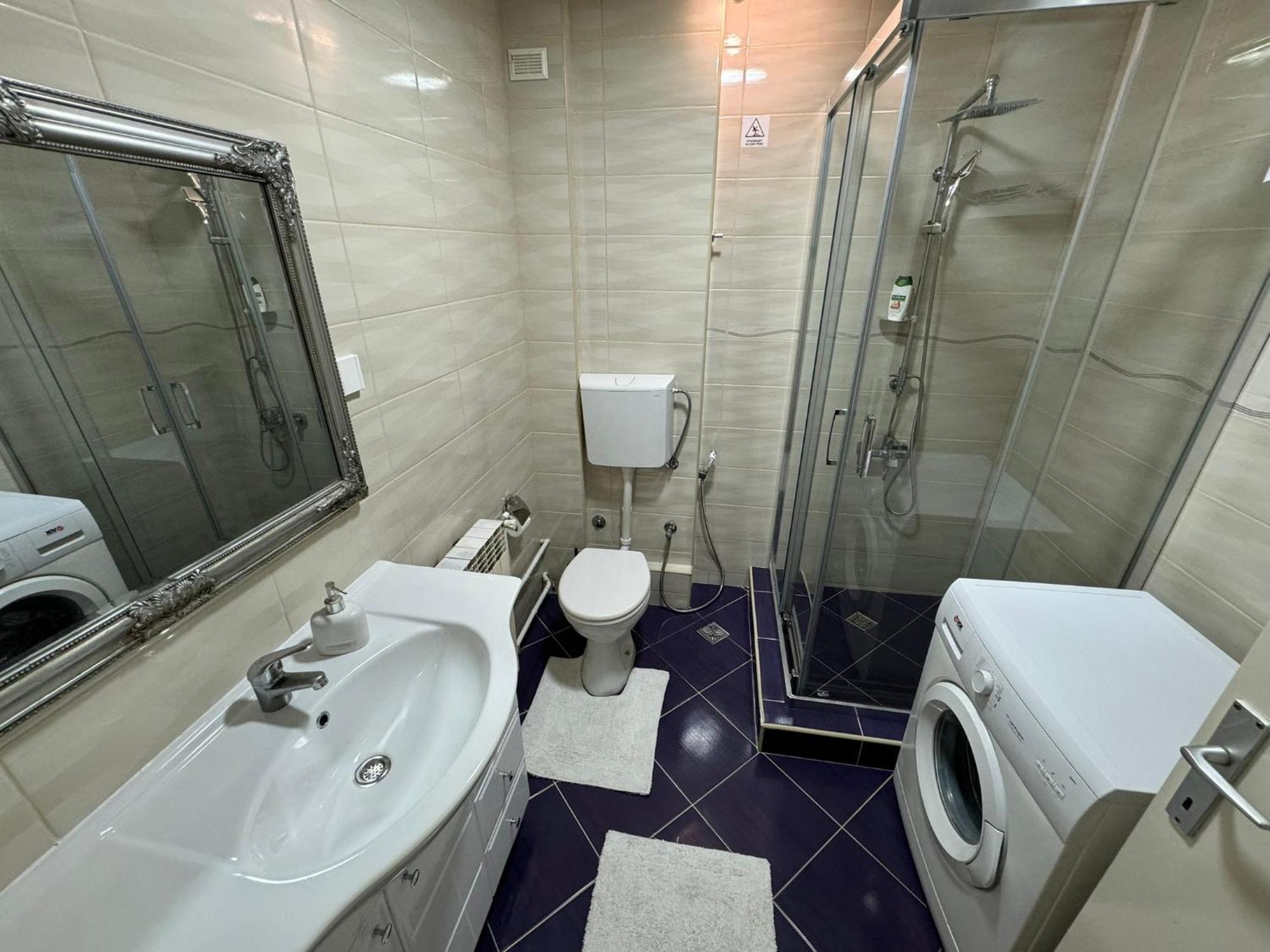 Apartment Share Sarajevo Bagian luar foto