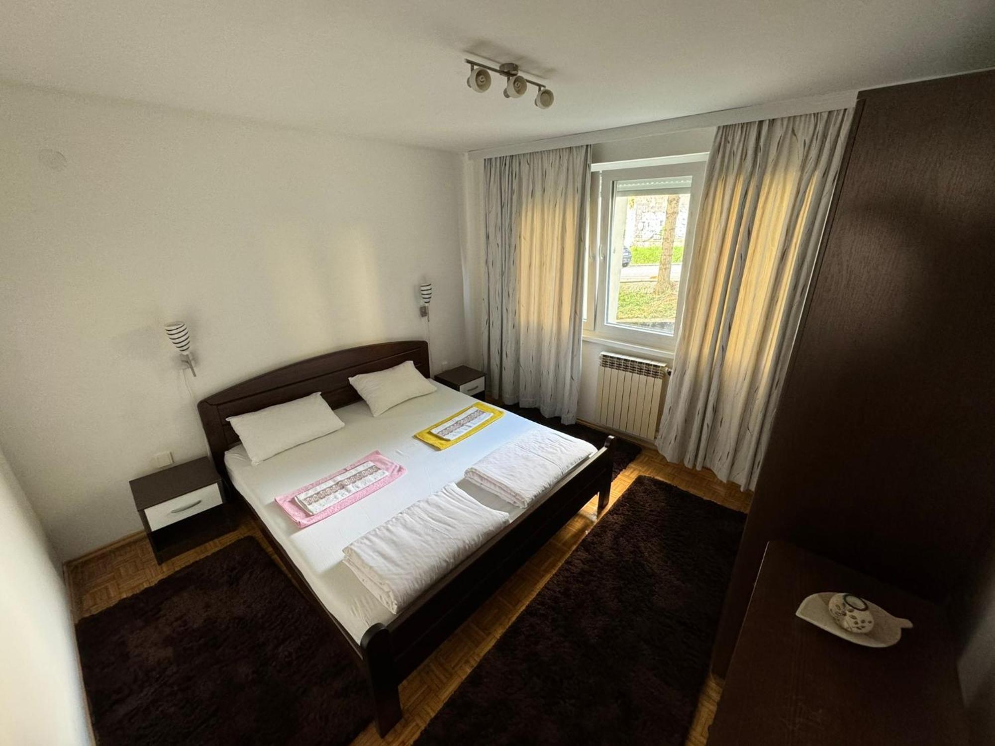 Apartment Share Sarajevo Bagian luar foto