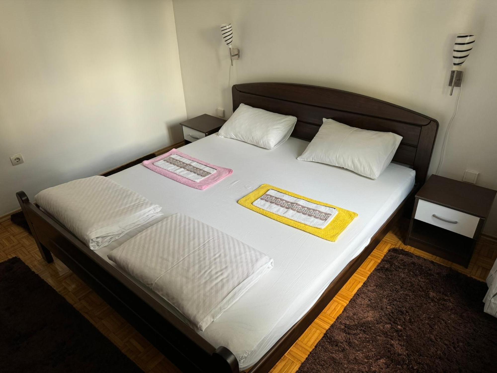 Apartment Share Sarajevo Bagian luar foto